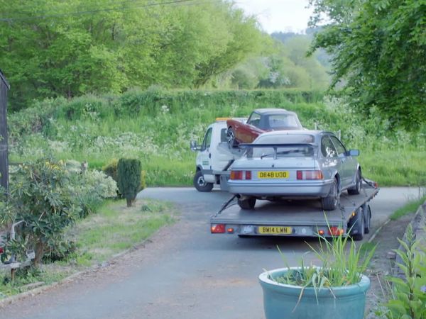 Bangers and Cash - Sierra Cosworth & 1926 Standard Tourer