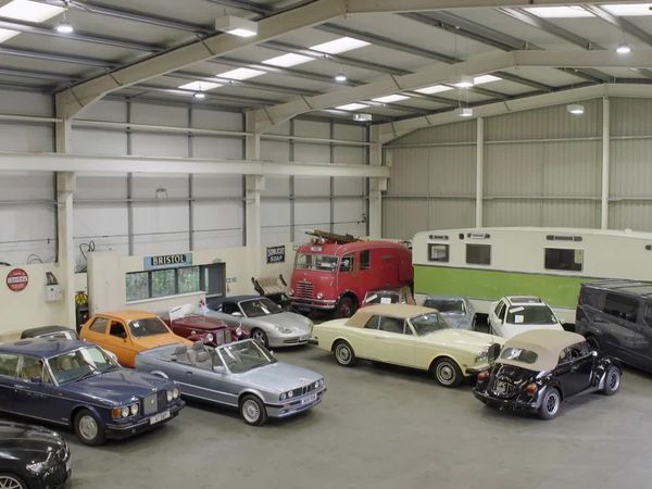 Bangers and Cash - 1963 Bentley S3 & 1965 Bentley Continental