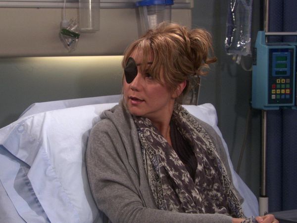 Rules of Engagement - Snoozin' For A Bruisin'