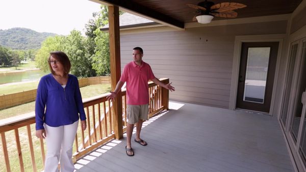 Lakefront Bargain Hunt - Racing to Relocate