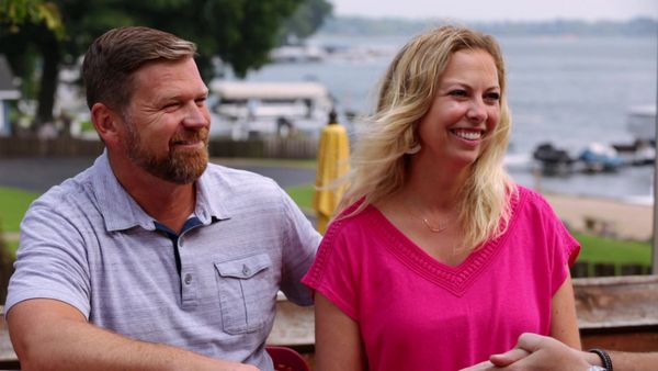 Lakefront Bargain Hunt - Cruising Toward a Vacation Home