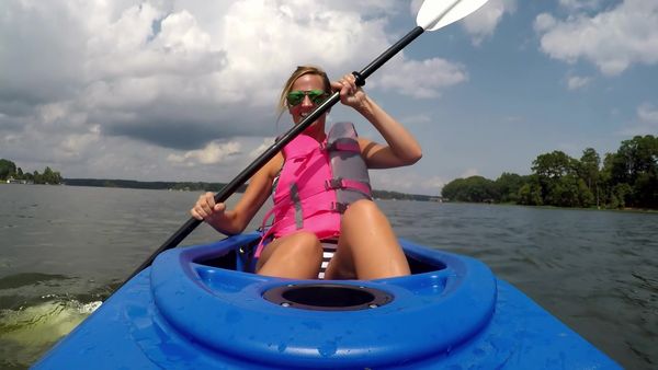 Lakefront Bargain Hunt - No phones on Lake Tillery, NC