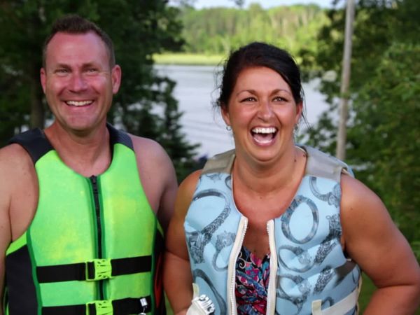 Lakefront Bargain Hunt - Big on tradition