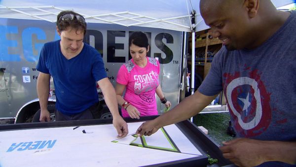 Mega Dens - Mega Dens is Bringing the Funk to F-L-A and  Blog Cabin 2014