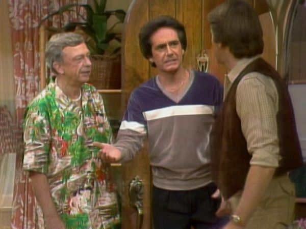 Three's Company - Boy Meets Dummy