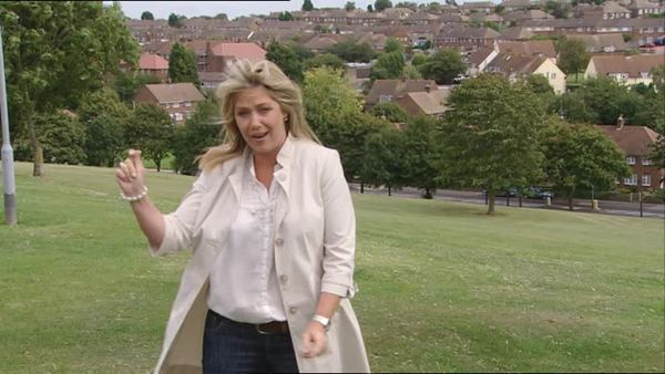 Homes Under The Hammer - Episode 13