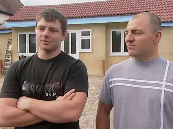 Homes Under The Hammer - Episode 14