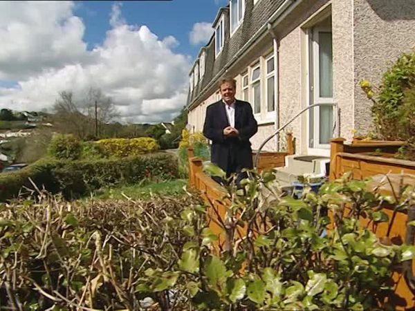 Homes Under The Hammer - Episode 7