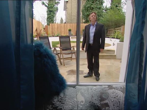 Homes Under The Hammer - Episode 9