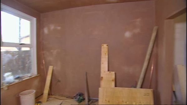 Homes Under The Hammer - Episode 3