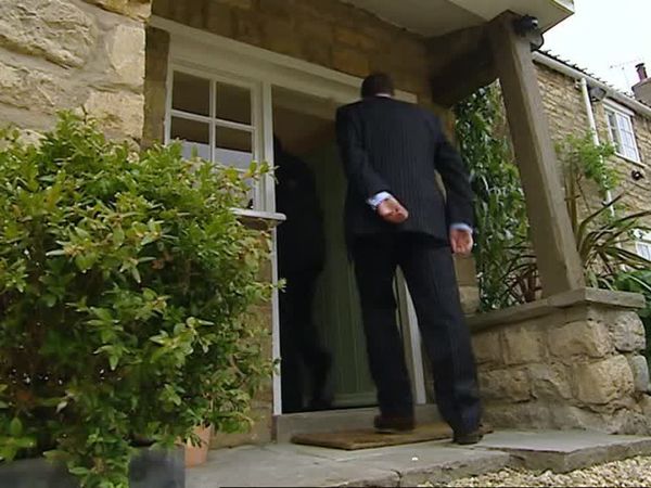 Homes Under The Hammer - Episode 5