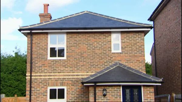 Homes Under The Hammer - Episode 9