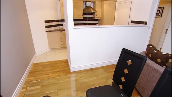Homes Under The Hammer - Episode 15