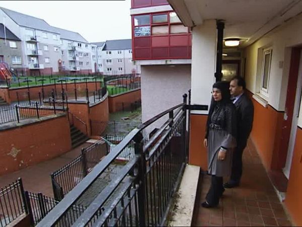 Homes Under The Hammer - Episode 3