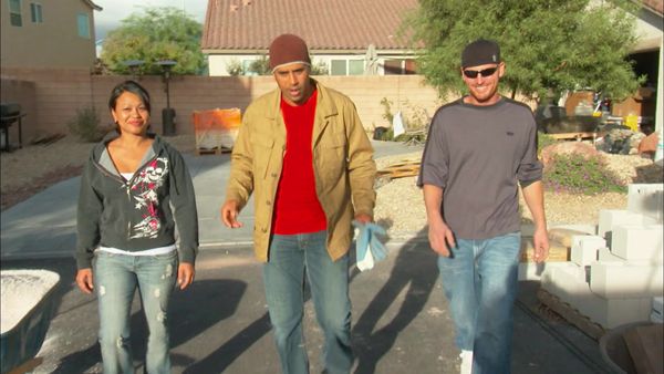 Yard Crashers - Vegas Water Table