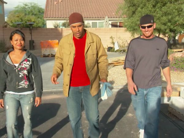 Yard Crashers - Vegas Water Table