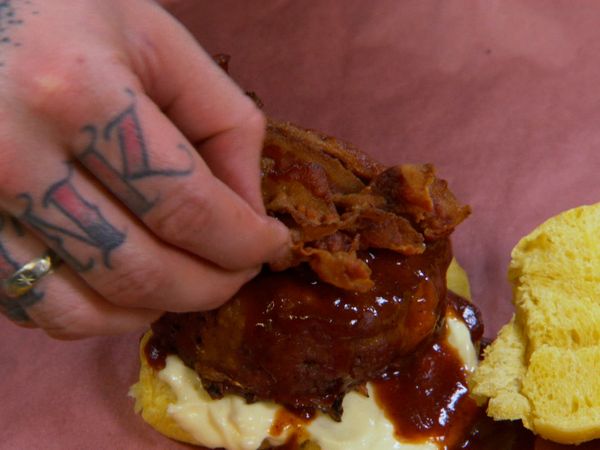 You Gotta Eat Here - Pizzeria Via Mercanti, Moonshine Bbq, The Cheshire Cat Pub