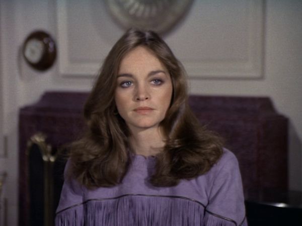 Dynasty - Un aiuto insperato