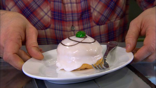 You Gotta Eat Here - Mo:le, Edley's Bar-b-que, Sanremo Bakery