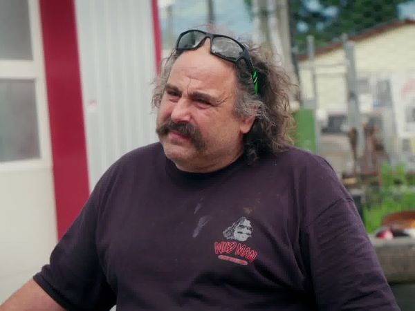 Rust Valley Restorers - The Family Circus