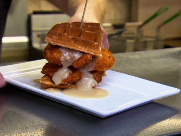 You Gotta Eat Here - Kids Edition: Riverside Inn, Yolks, Olympus Burger