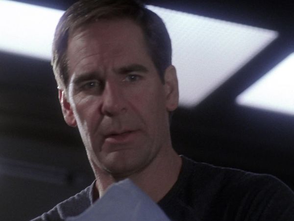 Star Trek: Enterprise - A Night In Sickbay