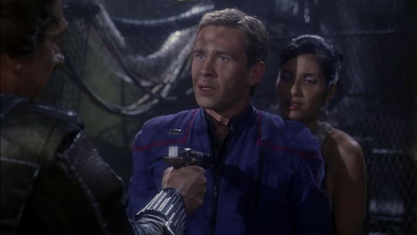 Star Trek: Enterprise - Precious Cargo
