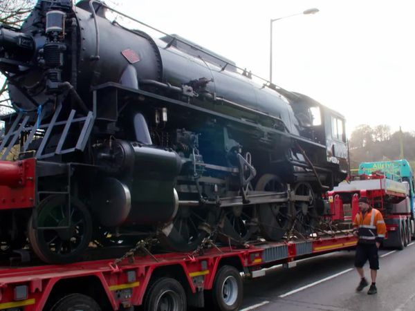Train Truckers - WW2 Steam Train