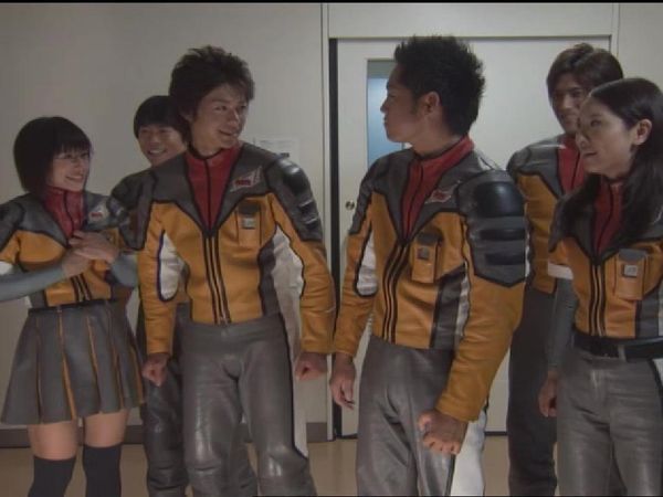 Ultraman Mebius [Toku Stitched Version] - Ultraman Mebius S1 E26 - Flying To Tomorrow