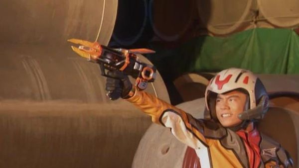 Ultraman Mebius [Toku Stitched Version] - Ultraman Mebius S1 E33 - The Woman With Blue Fire