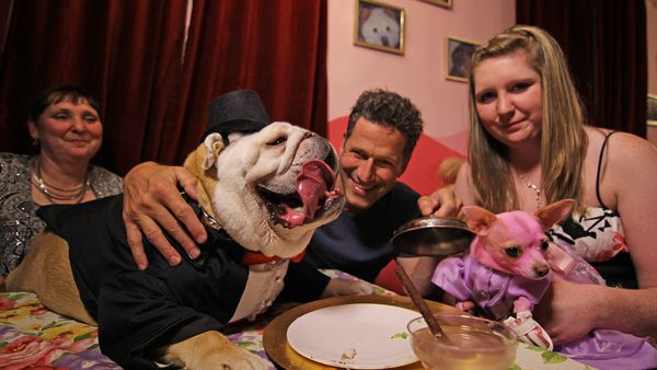World's Weirdest Restaurants - Episode 1