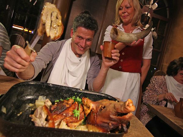 World's Weirdest Restaurants - Episode 8