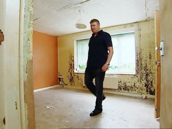 Homes Under The Hammer - Episode 24