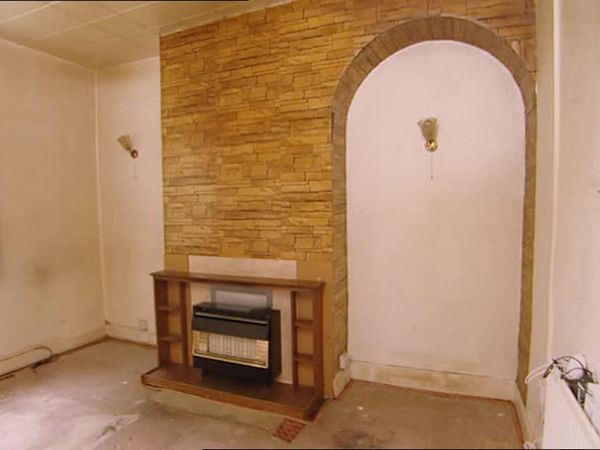 Homes Under The Hammer - Episode 11
