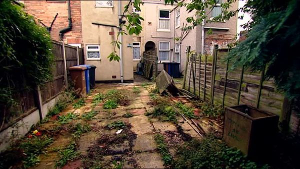 Homes Under The Hammer - Episode 7