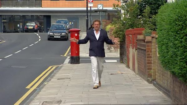 Homes Under The Hammer - Episode 16