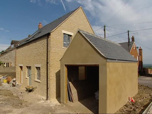 Homes Under The Hammer - Episode 19