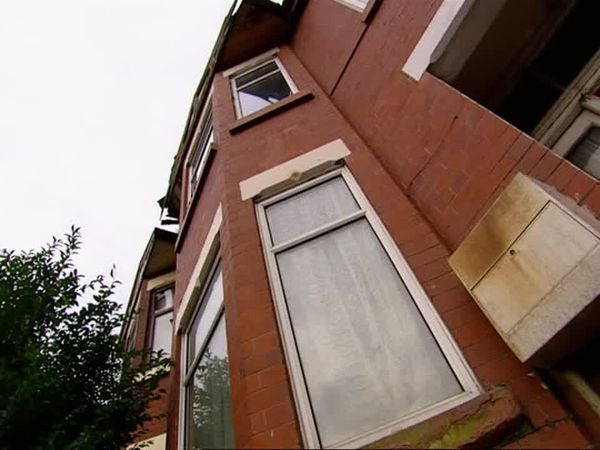 Homes Under The Hammer - Episode 10