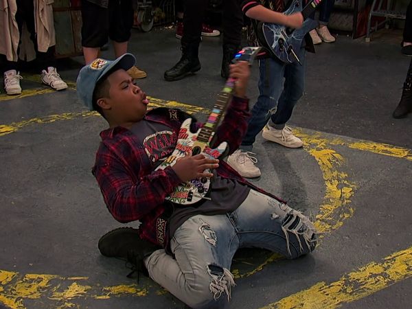 Game Shakers - Bananas calientes
