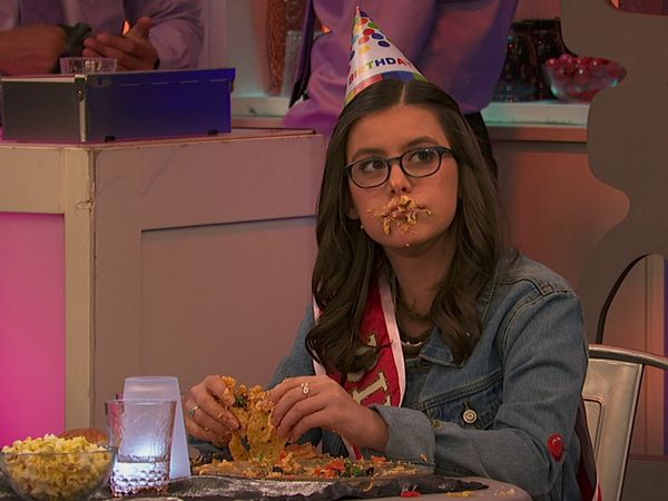 Game Shakers - Hambre Hambre Hipnosis
