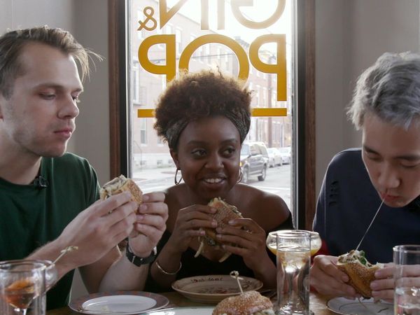 Worth It - $10 Cheesesteak vs. $120 Cheesesteak