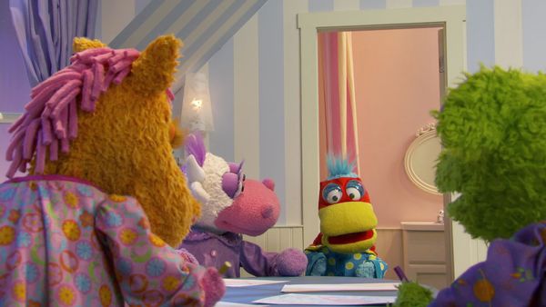 Pajanimals - One Teacup, Two Friends & Wonderfully Different Squacky