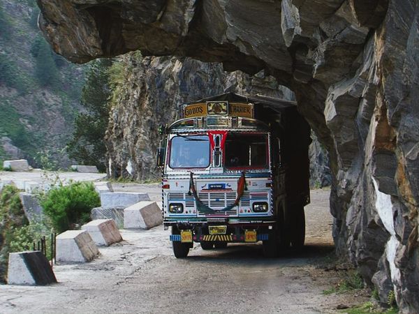 IRT Deadliest Roads - Death Is A Blind Corner Away