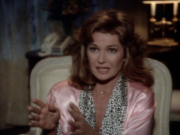 Dynasty - Travolti dalla passione