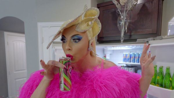 MTV Cribs LT - Alyssa Edwards / Atsuko Okatsuka /  E.G Daily