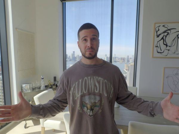 MTV Cribs LT - Vinny Guadagnino / Kaila Novak / Nick Viall