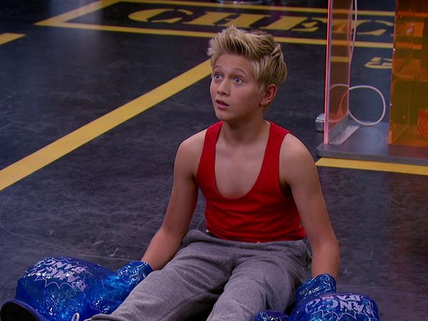 Game Shakers - Perdidos en el metro