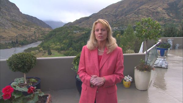 Laura McKenzie's Traveler - Destination Luxury