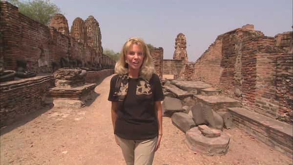Laura McKenzie's Traveler - Wonders of Asia