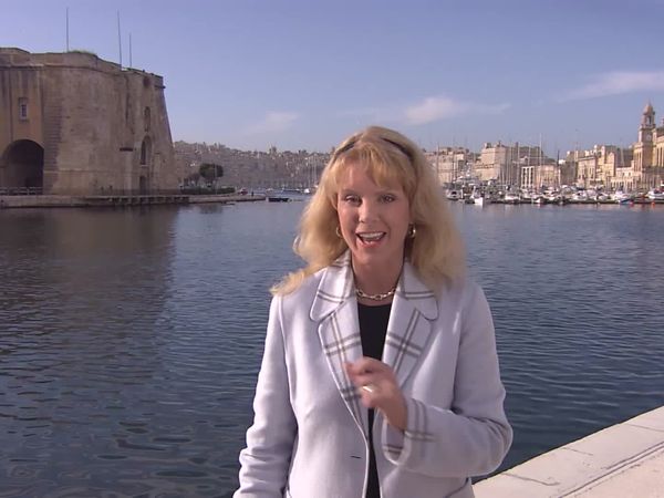 Laura McKenzie's Traveler - Mediterranean Islands